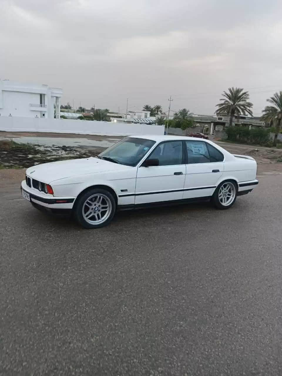 للبيع بي ام 91

525 مسكر عدل مكفول أصل وفصل

رقم بغداد انكليزي  بسمي 

سنويه لحد 2032

كير zf رياضي غني عن التعريف شورت شفت

اكسل 3.15 رون ناصي يخبل 
 السياره بعدها على وضع لشركه 

مكفوله من صبغ 

ويل M اصلي مختم

داخل جلد 

صدر خلفي وامامي جديد 

كهربائيات كلها شغاله وعلى وضع شركه

 مكان سياره بغداد 
#سعرها 52 وبيها مجال شي بسيط
***********
