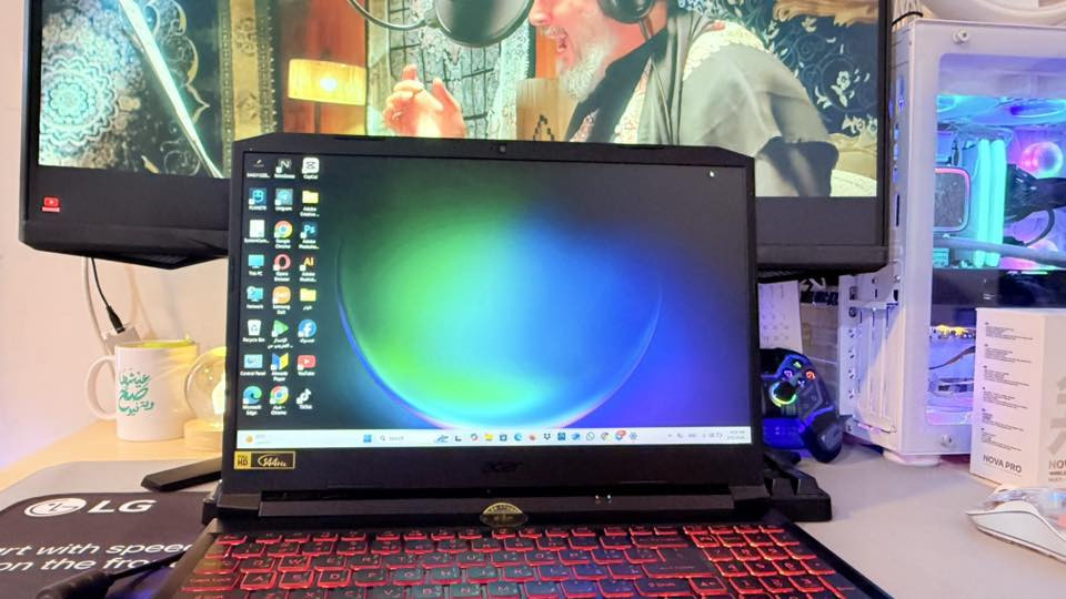 لابتوب گمينك ايسر Naitro 5 للبيع 
النظافة 100‎%‎
للتواصل والاستفسار الاتصال على الرقم 
***********
