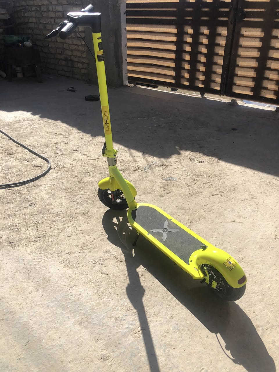 السلام عليكم سكوتر كهربائي للبيع بطاريه ليثيوم باله اوربي للاستفسار خاص او اتصال ***********
