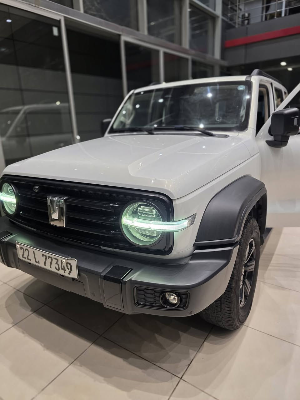 مساء الخير 

من صفحة كريت وول للسيارات المستعملة نقدم لكم 

تانك 300  بانزين #رقم_اربيل

السيارة فول مواصفات 

عداد المسافة 78000  KM

لون ابيض / موديل 2023 

للإستفسار اكثر الرجاء الاتصال على رقم الهاتف او مراسلة الصفحة عبر الماسنجر 
*********** 

العنوان / بغداد النهضة شارع المعارض الرئيسي شركة نهج العراق
