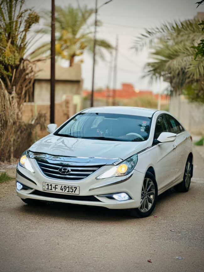 سوناتا ١٣ كير محرك مكفول بيه بارد بالبنيد فقط باقي السيارة مكفولة السعر ١٣٥ صلاح الدين ناحية يثرب 
***********
