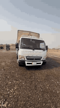 السلام عليكم كنتر موديل 2020سياره جديده كفاله عامه مكينه كير اكسل لاتبخير ولاتنقيص سياره بسمي تحويل ثاني يوم ماشيه 250 تخم تاير برجستون ابو التبريد جديد حدايه بشتوان كركوك درجه أوله والسياره خير من الله الشراي يتصل ***********
