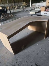 ميز مكتبي جوه سعر تكلفه تصفيه مخازن للاستفسار اتصال 07725110933