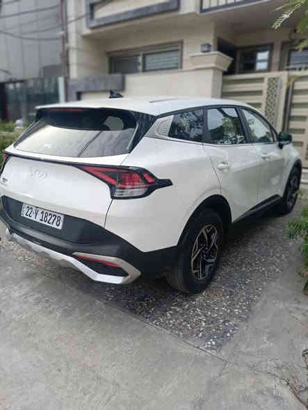 كيا سبورتج 2023
مواصفات عاديه
صبغ قطعه وحده جاملغ فقط امامي

سياره نضيفه جدا و ترايها زيرو و سعرها مناسب ماكو سبورتج بهيج سعر
200 ورقه مرقمه شمال تحويل ثاني يوم
مكان السياره بغداد الصليخ

***********
