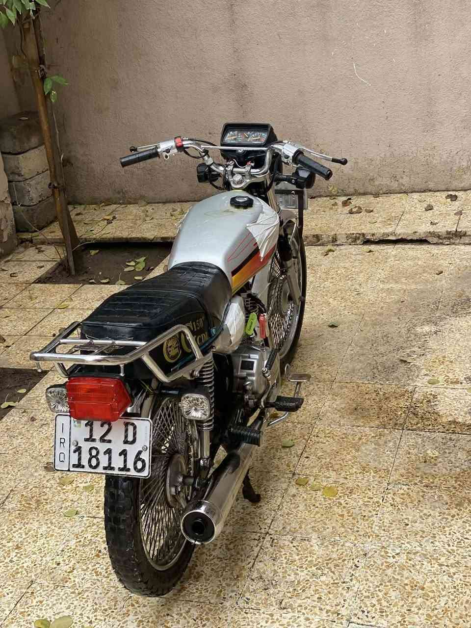 مأطور مرقم لبيع موديل 19 السعر مليون وخمسميه وبي مجال***********       
***********
