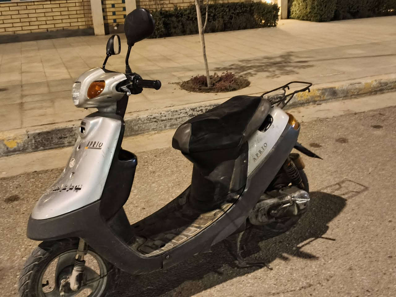 دراجه بطه 60 الدراجه كلشي ماعوزه بس كفراته وصخه وباتري السعر 295
العنوان: شارع مستشفى الولاده
***********
