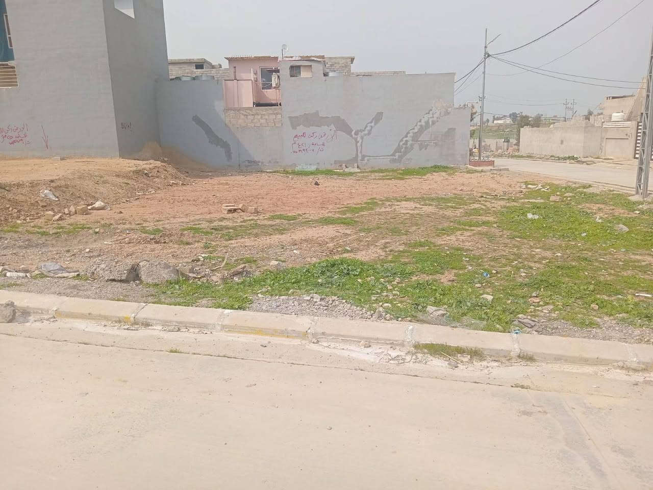 ارض للبيع المساحه 421 في جمعيه النخيل قرب الجامعه الاتصال على الرقم ***********.. ***********
