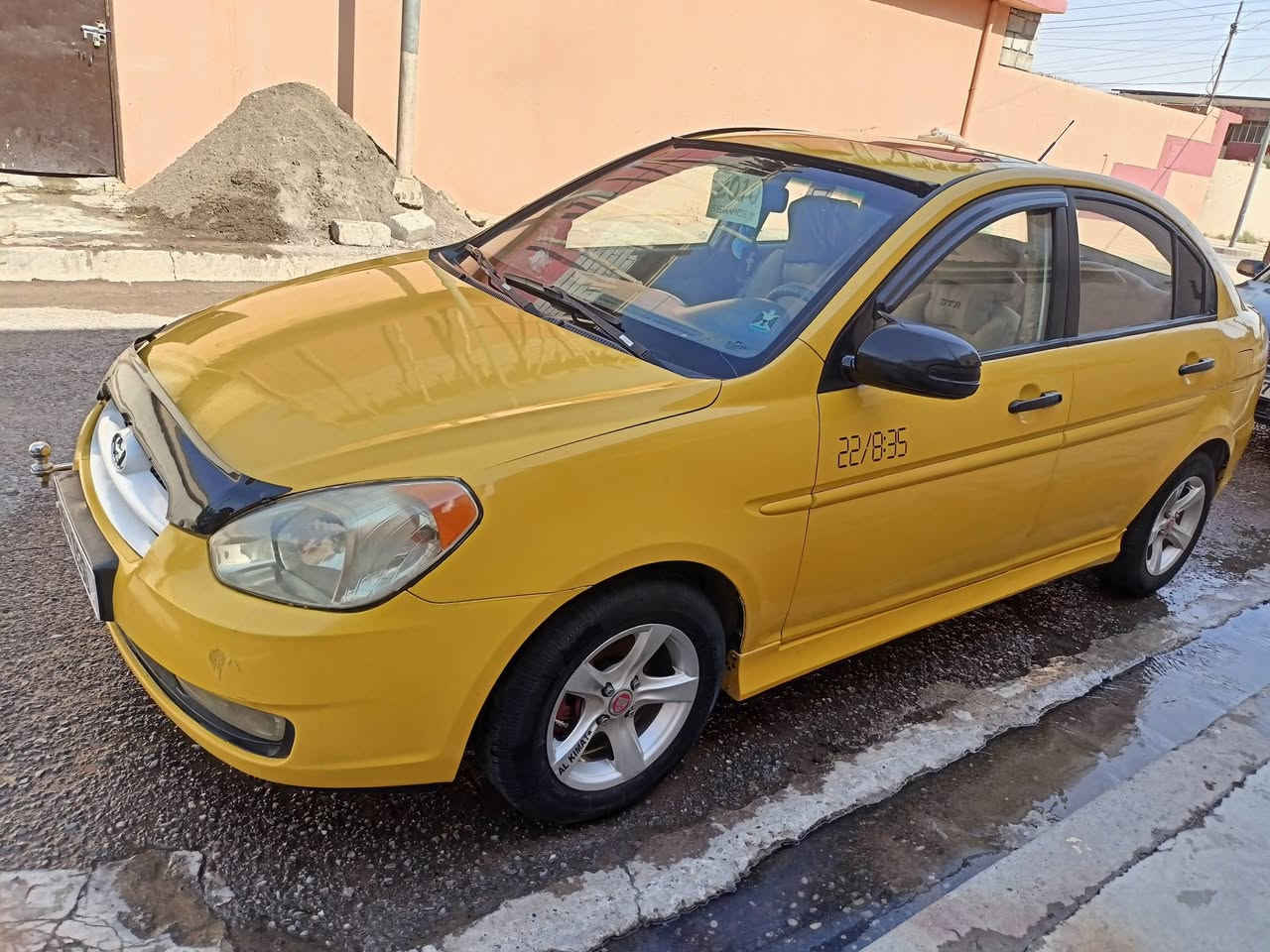 هونداي فيرنا موديل 2010 محرك 16
 وارد خليجي بدون ضرر
السياره فول فتحه  سلايت مري شفط جام كهرباء مري كهرباء تحكم استيرن اشاير بل مري تبريد بيانو لمس
كشنات جلد تدفئة
نضام  ECO تقليل وقود

السياره جاهزه من كلشي كير مكينه  تبريد طخم نص تايات جديد  السياره مال جناي
كابون مسجله 
رقم ديالى مشروع وطني بأسمي مصفره هيئه وغرامات
الرقم انكليزي 
 ؟ خيسان بل داير الوره قليل طخه جوا البكلايت الوره طخه خفيفه، السعر 90بيها مجال 
الاستفسار 
الاستفسار 
مكان السياره الموصل أيسر حي الإنتصار...***********
