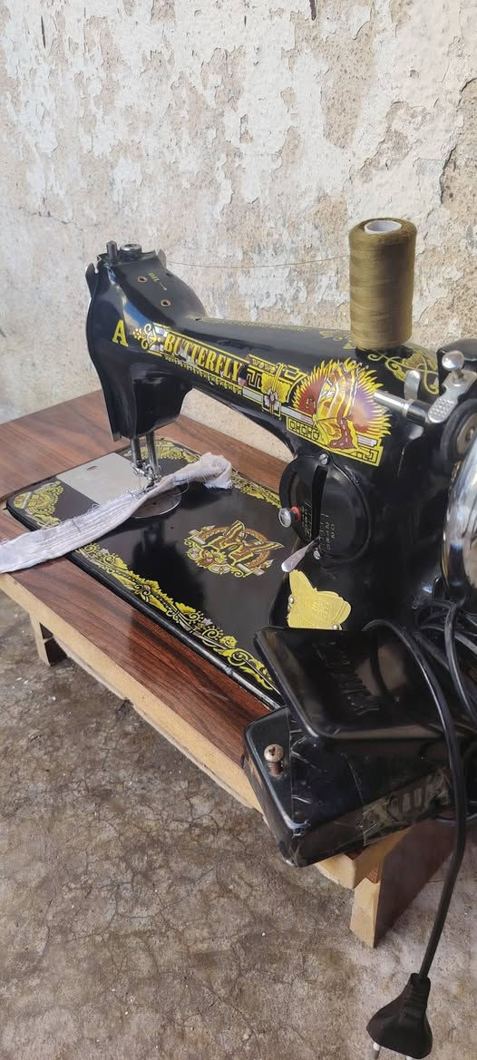 مكينة خياطة نوعية ام الفراشة هندي باب الأول شرط الشغل والنظافة هي والميز وماطور وياه كامل تخيط جميع انواع الاقمشة


**إذا كنت صاحب هذا الإعلان وتريد حذفه لأي سبب، رجاءا أرسل رسالة إلى الدعم الفني**