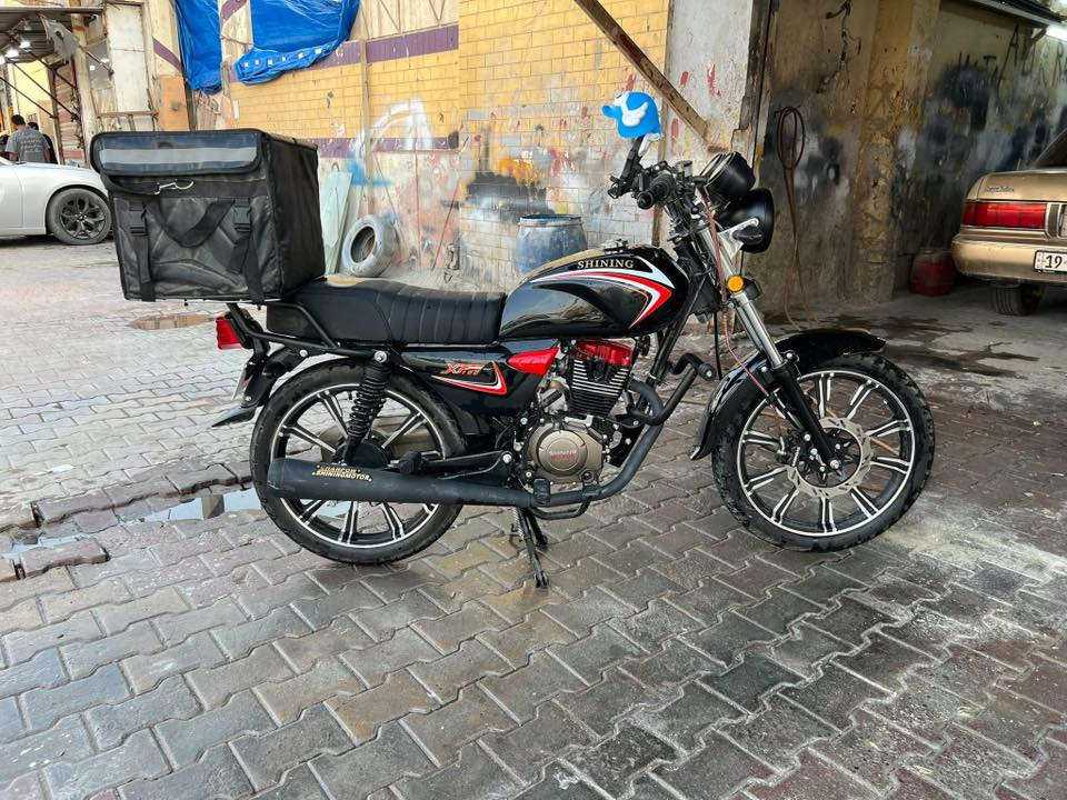 سلام عليكم 
دراجه شاينك بعدهي زيرو موديل 2023 صارله اقل من شهر اشتريته و عندي اوراقه بسمي اصوليات يا حبيبي هيه موديله 2023بس صارله اقل منشهر طلعته منلمحلات يعني حاله حال دراجه موديل2025
والله العظيم دراجه قويه مكينته 150سي سي و مشيه حلو رزانه احتاجيت و اريد ابيعه وياه صندوق وياه خوذه ويا جادر هذني كلهن اوياه 
مكاني ناصريه الصالحيه صباغ سيارات ابو احمد ولسعر مليون 350وبيه مجال بسيط  
رقمي ***********
