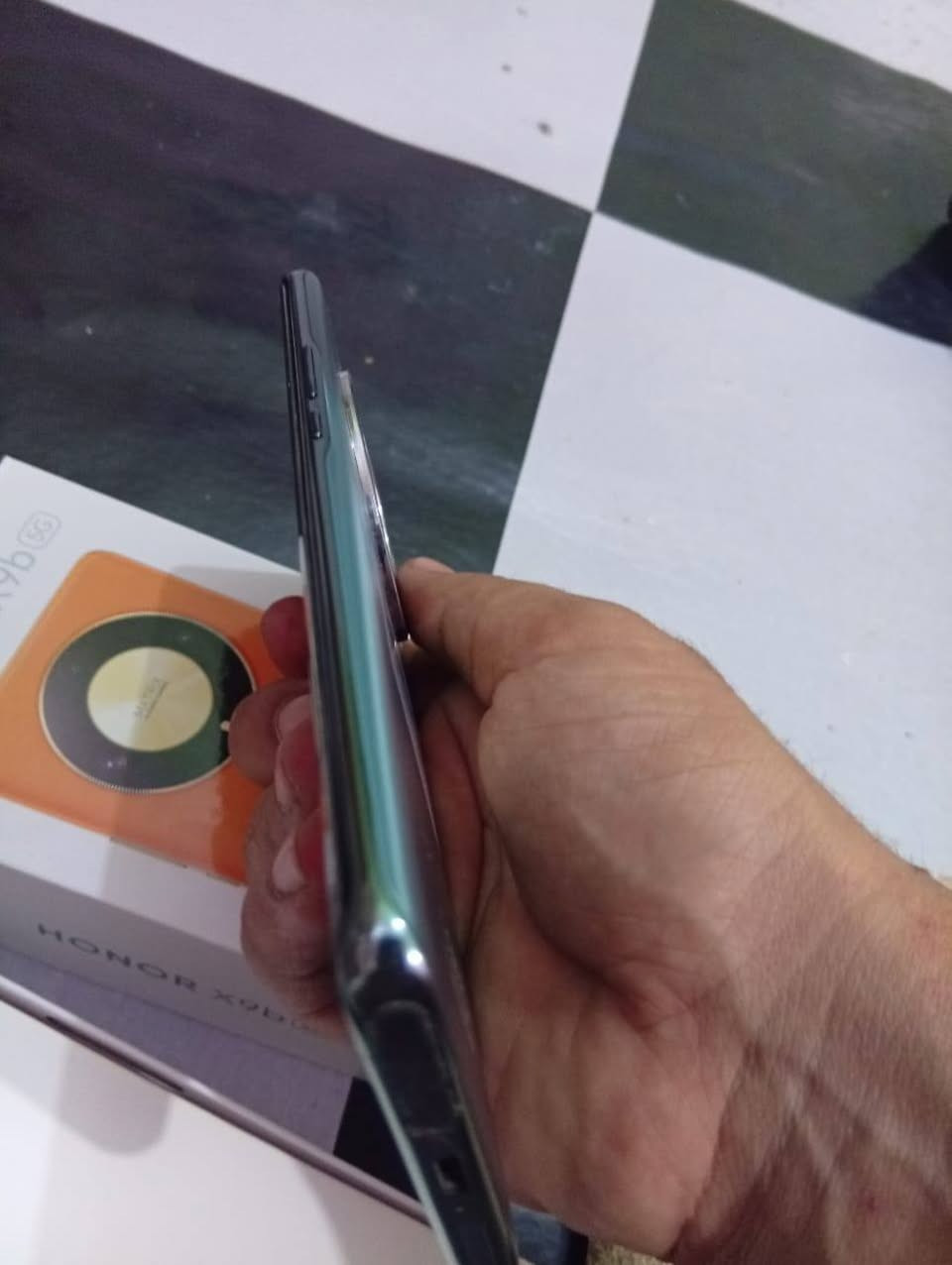 السلام عليكم جهاز هونر اكس 9b
الجهاز نضيف شخط مابي احله من الصور بل حقيقه
ذاكره256
عشوائية 12+8
ملحقاته كامله
السعر210 وبي مجال
*********** متواجد خاص او اتصال
مكاني الفلوجه
