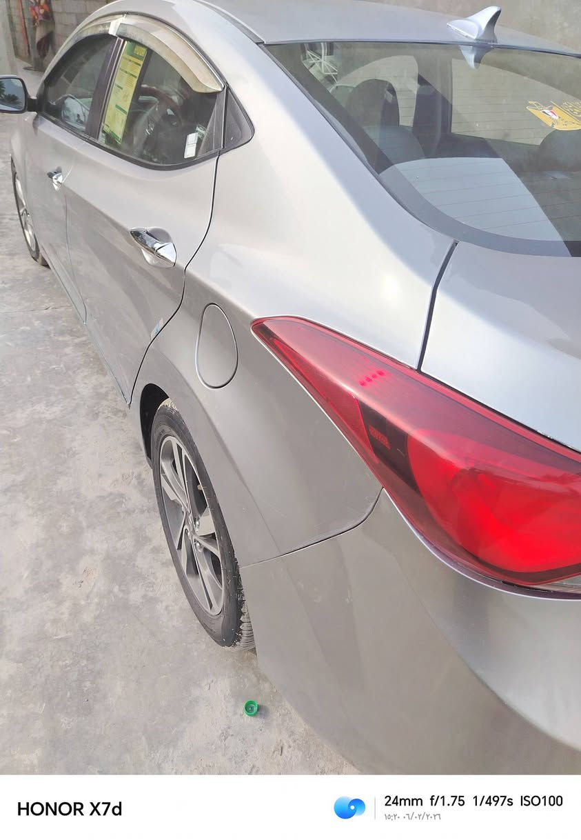 السلام عليكم النترا موديل 2016
مرشوشه أثر جراد السياره اليبل واحد ما مبدل بيها ولا قطعه شاشه كامره خلفيه تحكم ستيرن مانع النزلاق
رقمها بغداد بسمي سعر 100 وبيها مجال التواصل *********** واتساب
