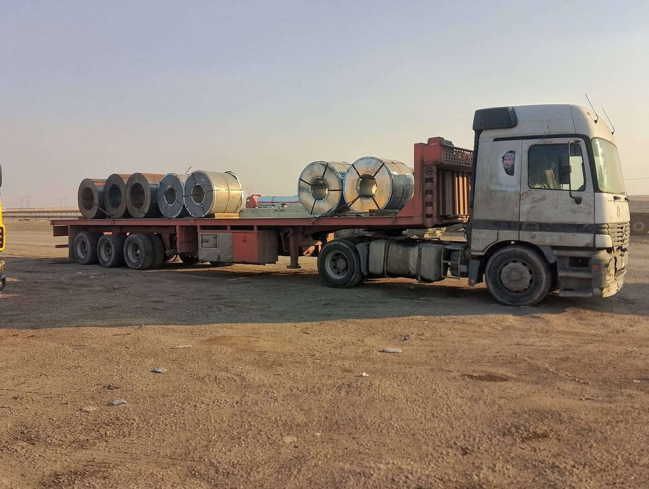 سلام عليكم عربان للبيع حداديه شاصي 16 دناكير 14 شريط ادوات طول 13 60مكان ابو غريب ***********
