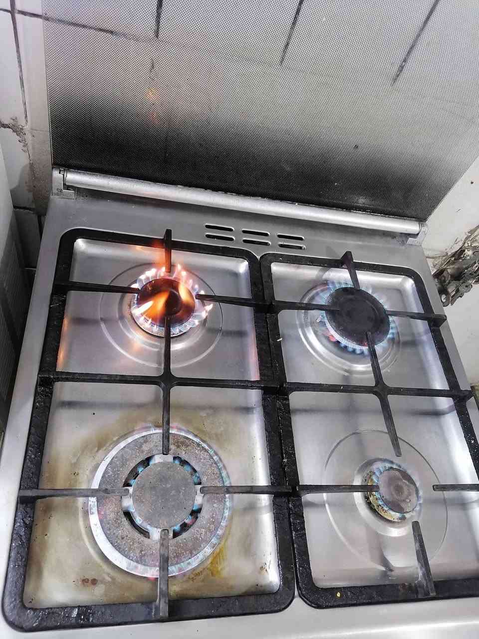 طباخ للبيع ٤ عيون ناره قويه مستخدم بس نضيف ب١٢٥ اريده


**إذا كنت صاحب هذا الإعلان وتريد حذفه لأي سبب، رجاءا أرسل رسالة إلى الدعم الفني**