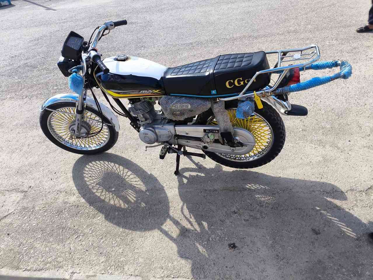 للبيع مديل 18 لاصرف ولابخار 
سعره 375الف والشراي يدلل مكاني داقواق 
***********
