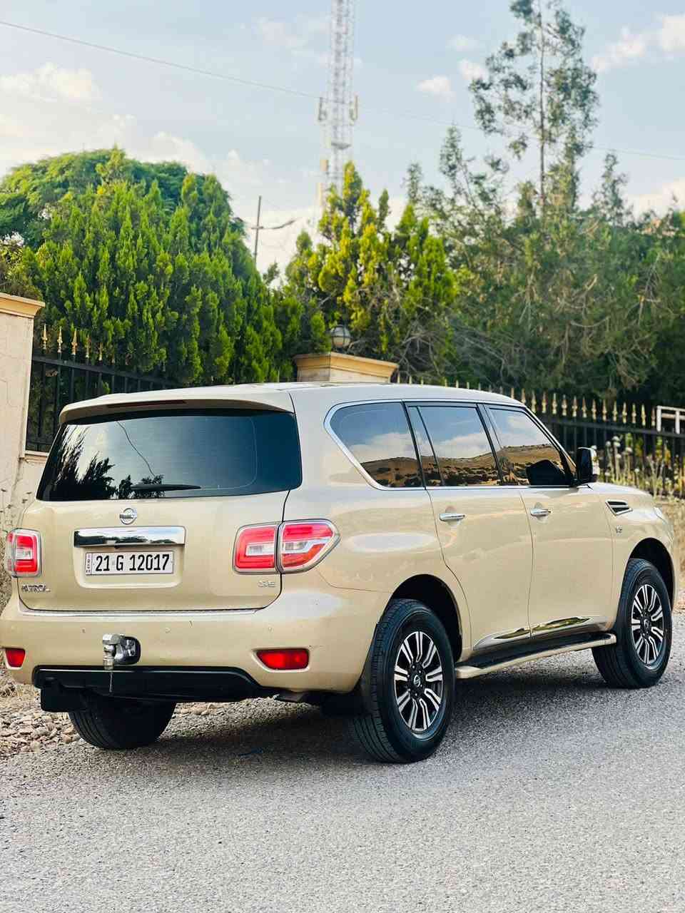 السلام عليكم نسيان باترول
موديل ٢٠١١
السياره المحرك المرغوب
مواصفات السياره se
سلايد
فور ويل
شاشه
ثلاجة
داخل بيجي
صندوك كهرباء
وبعد هواي مواصفات اهل الخبره يعرفوهة
السياره جديده بمعنى الكلمه مناقصهة شي
وهزة وسنويه كلشي جديد

للبيع مستعجل السعر ٢٠٥ وبيهة مجال بصيط
الاستفسار ***********
العنوان سليمانيه
