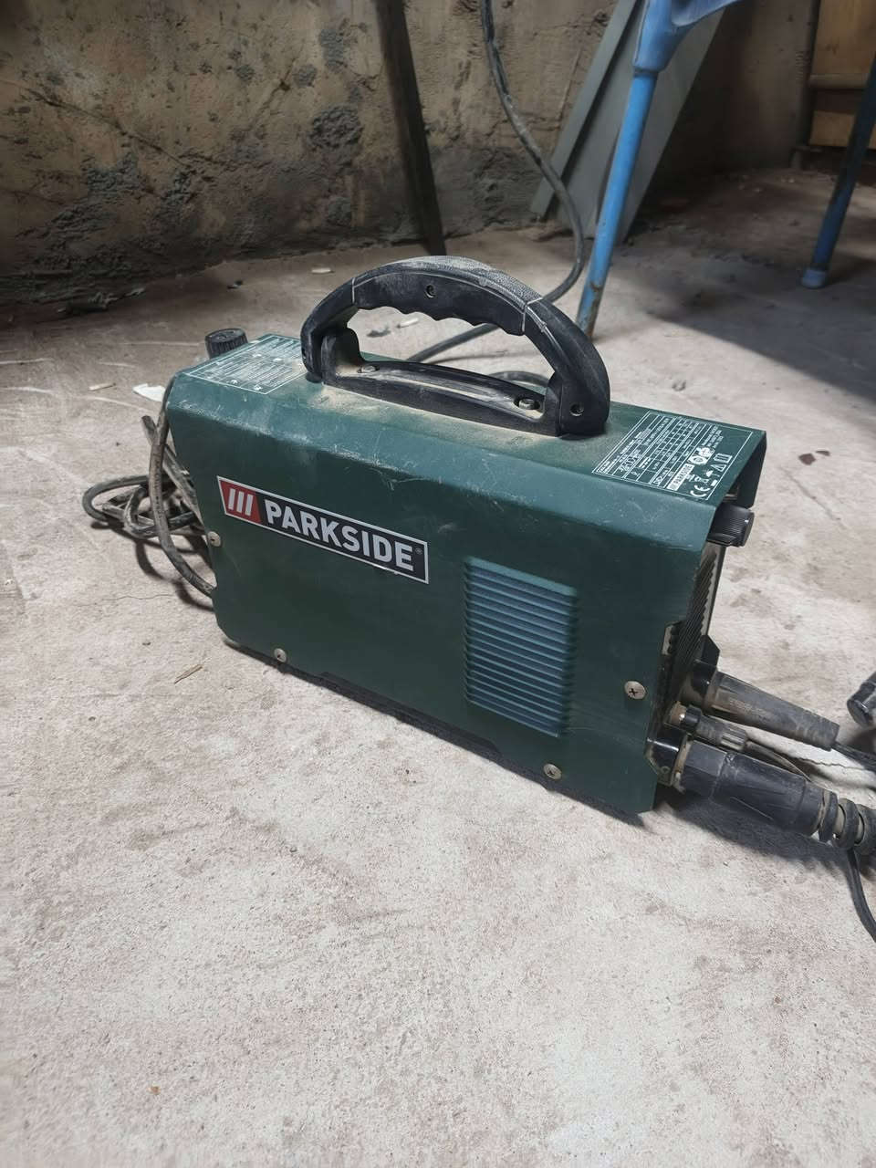 السلام عليكم مكائن زائد بنج زائد كتر للبيع مكان زعفرانيه الشلع 500
***********
