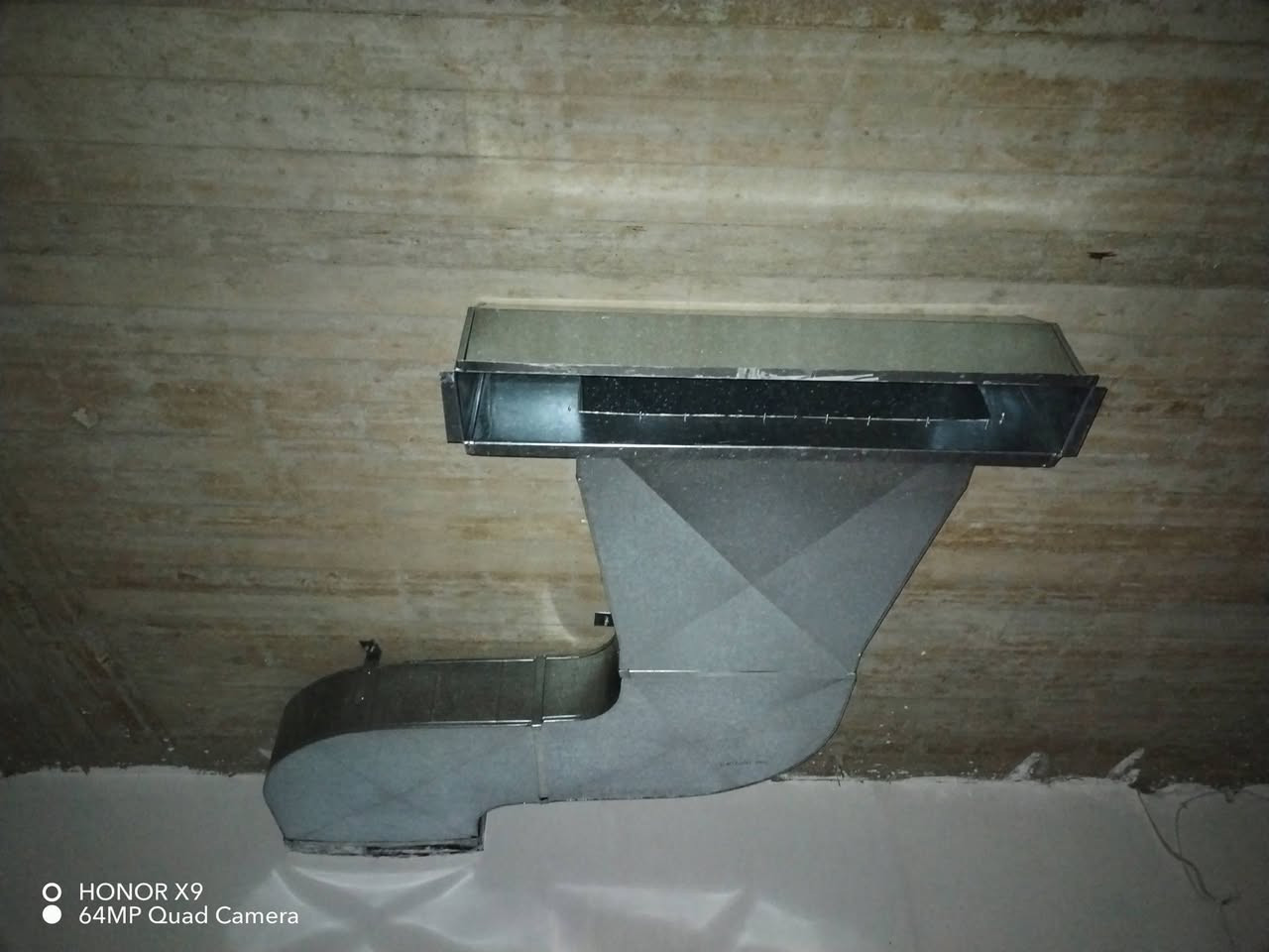 الحيالي 
لعمل مجاري الهواء 
والتبريد المركزي 
الموصل صناعة الكرامة 
***********
