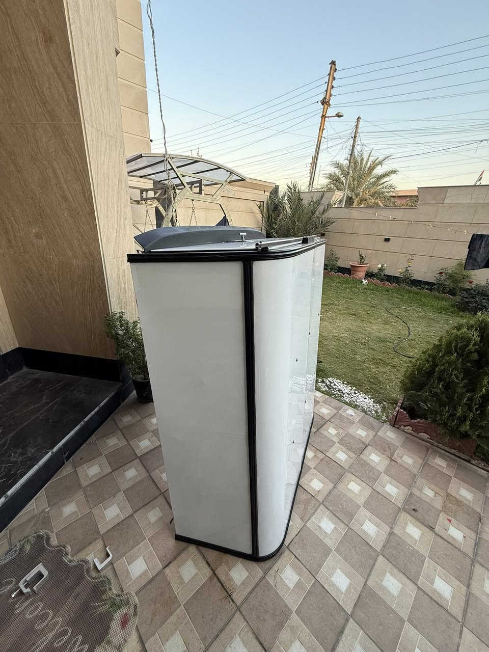 السلام عليكم رمضان كريم كابينة فورد مافرك
امريكي جكات مع مفاتيح عدد2 العنوان بغداد العامريه 

للاستفسار ***********
