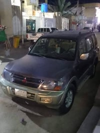 باجيرو موديل 2001 تفصيل خاص وهذا رقمي 07836165550