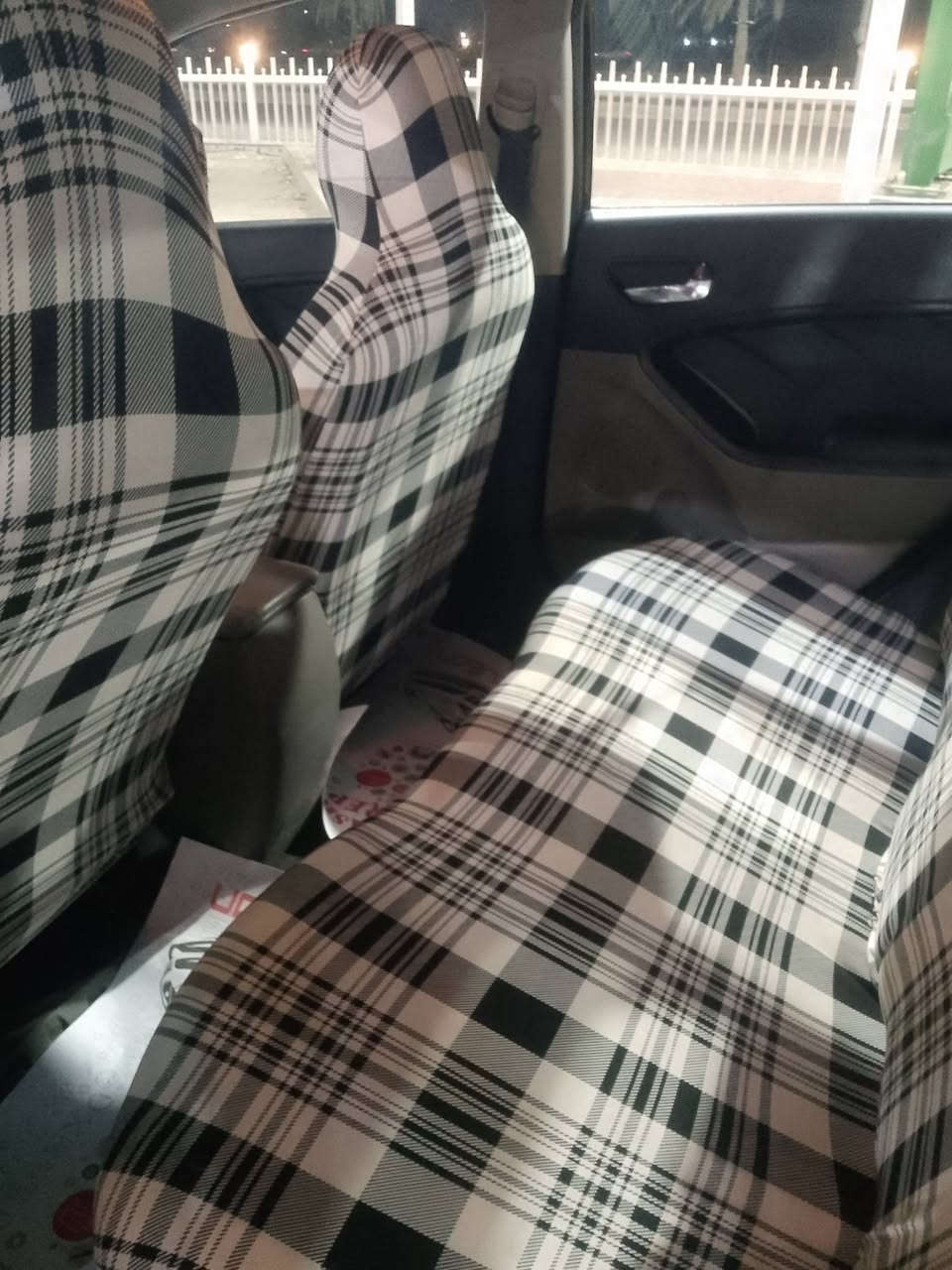 السلام عليكم فورد موديل 2015 حادثها جاملغ الايسر بدون دواخل سياره فول مكان السياره مدينه الصدر استفسار على هذا الرقم ***********
