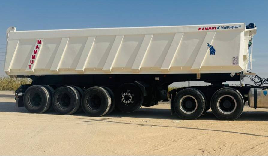 عربانه حوضيه 46 متر عربانه جديده طخم تاير 4محاور جاهزه للعمل مكان الرفاعي للاستفسار ***********
