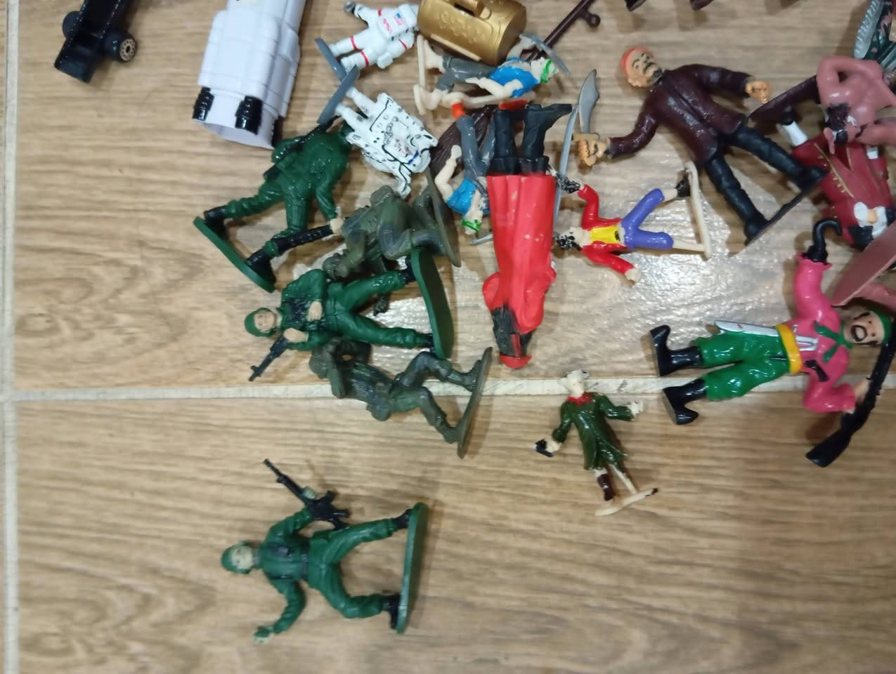 ٣٢ قطعة للبيع و التوصيل موجود سعر ١٠ الاف


**إذا كنت صاحب هذا الإعلان وتريد حذفه لأي سبب، رجاءا أرسل رسالة إلى الدعم الفني**