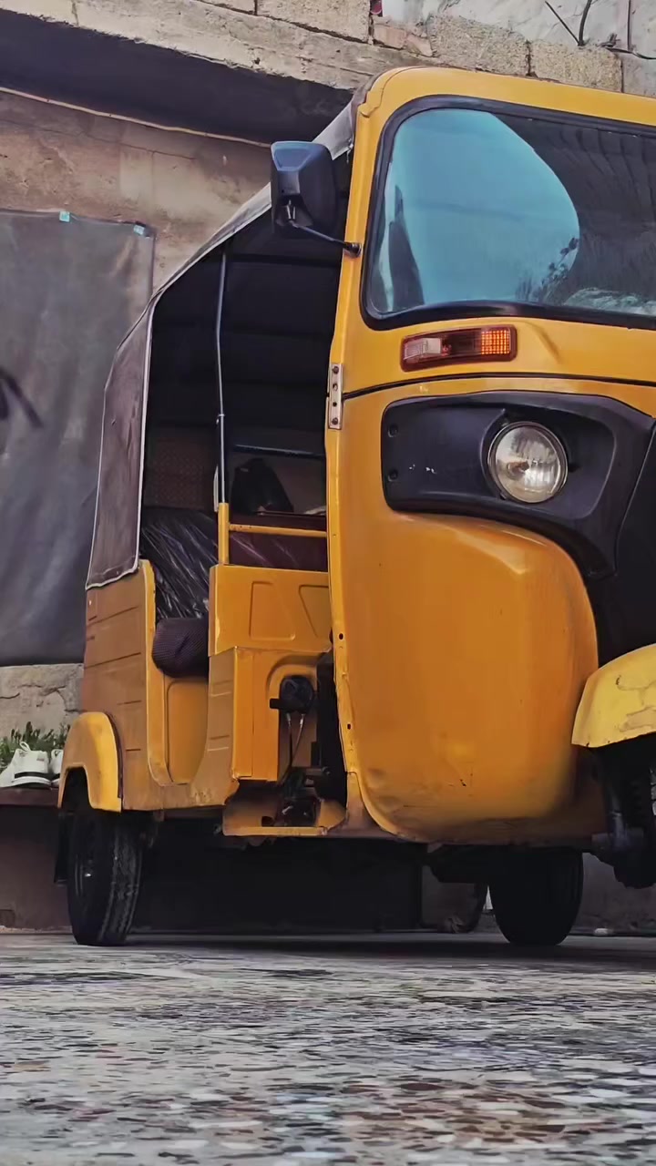 سلام عليكم تكتك لبيع ٢٠٢٠ شهر ٥ مرقم بيهه ضربه بلربع فقط نضافه فول سعر ٦ قفل  ***********
