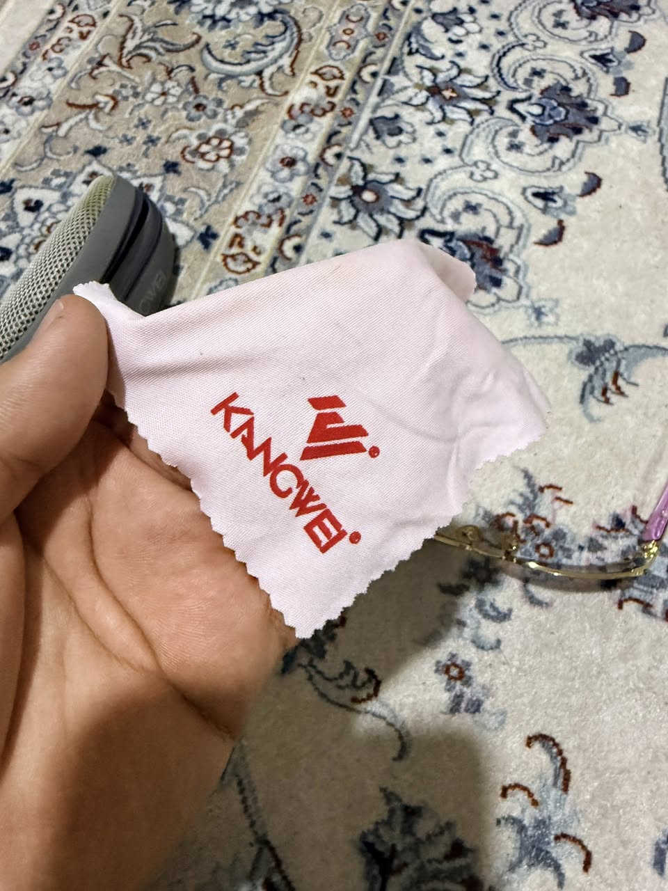 نضارة نسائية ماركة إيطالية تصميم كلاسيك ولا شخط بيها مزاد اعلى سعر أبيعها


**إذا كنت صاحب هذا الإعلان وتريد حذفه لأي سبب، رجاءا أرسل رسالة إلى الدعم الفني**