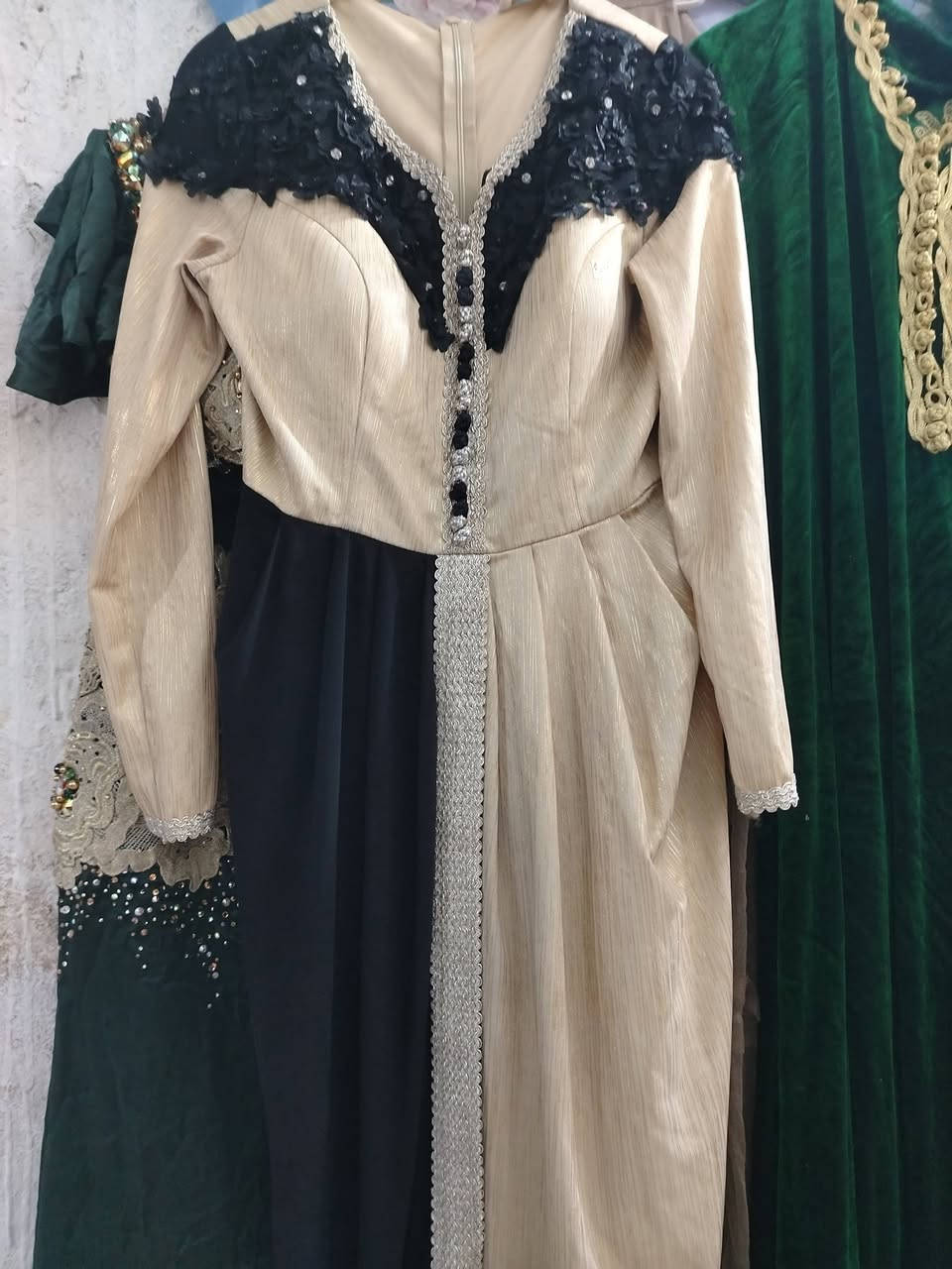 يالله تفليش الاسعار تنزيلات ببركات ام البنين والزهراء عليهم السلام تم وصول بضاعه جديده فساتين وعبي وجبب وملابس طلعه بانسب الاسعار سده الهنديه داخل السوك المسكف القديم ومن الله التوفيق


**إذا كنت صاحب هذا الإعلان وتريد حذفه لأي سبب، رجاءا أرسل رسالة إلى الدعم الفني**