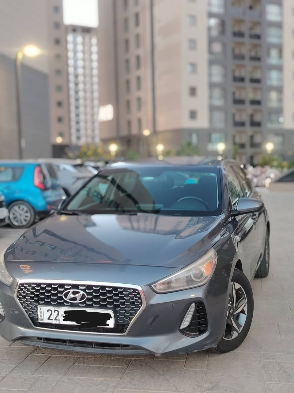 السلام عليكم 
النترا gt 
موديل 2019
السعر شده وبي مجال للطيبين
حادث مرفق بالصور دعاميه خلفيه وشويه من الجاملغ
وبيها بابين كلير من أميركا والسياره كلها ليبل واحد نظيفه وجاهزه رقم اربيل بأسمي للتواصل واتساب 
*********** مكاني بغداد حي الجهاد.
