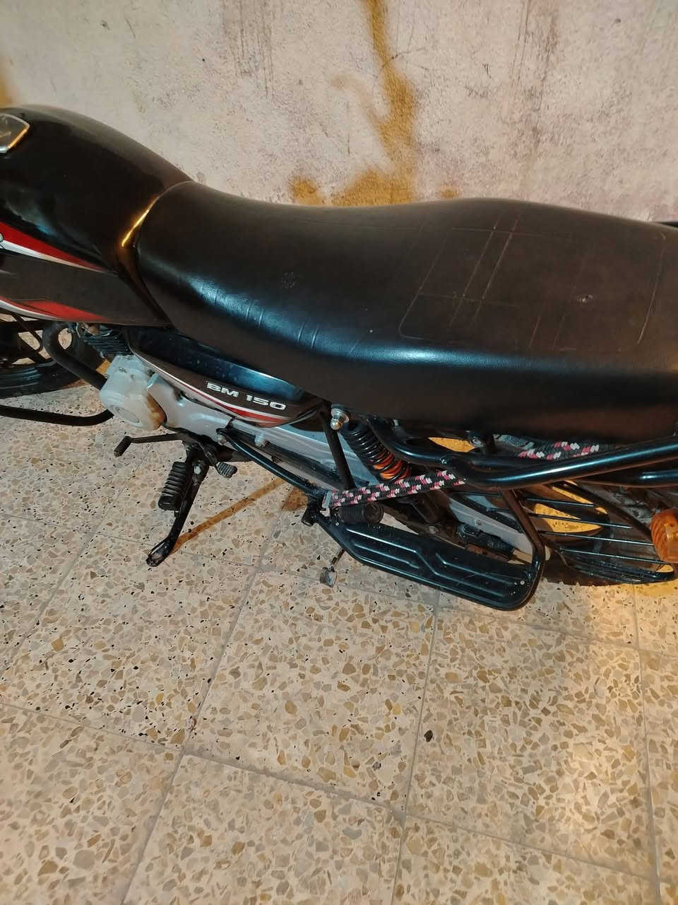 دراجه للبيع 81 بغداد موديل 22 اتصل علي واتساب ***********
