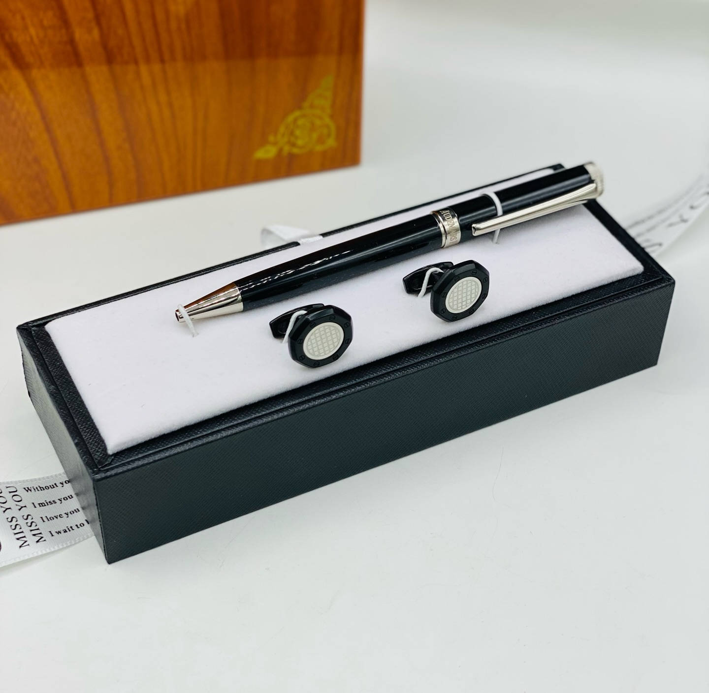 ❤️ عيد الحب غير مع Girly ❤️
لأن التفاصيل الصغيرة تصنع فرق كبير ✨
قدّم/قدّمي هدية تعبر عن الحب وتبقى ذكرى جميلة 💍🎁
يتوفر لدينا:
💖 إكسسوارات نسائية راقية
💖 ذهب برازيلي – فضة أصلية
💖 بوكسات هدايا مرتبة حسب الطلب
📩 للحجز والاستفسار مراسلة الصفحة
📍 تكريت – مجمع العقيق التجاري مقابل منتزه زيونة
🚚 توصيل إلى كافة محافظات العراق
#عيد_الحب❤️ #Valentine #هدايا_تخرج #حب #girly


**إذا كنت صاحب هذا الإعلان وتريد حذفه لأي سبب، رجاءا أرسل رسالة إلى الدعم الفني**