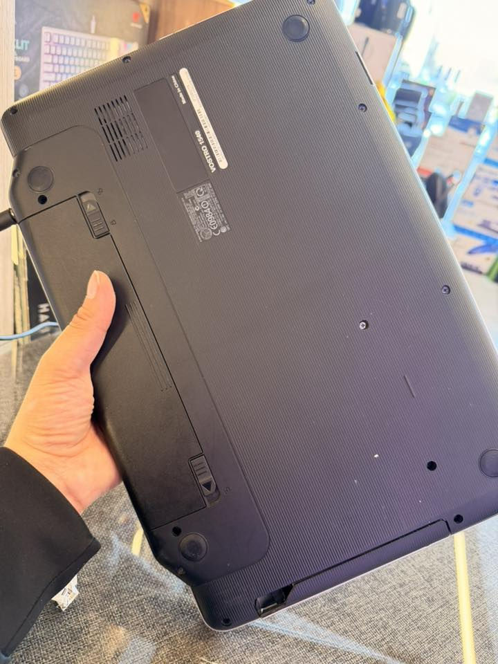 Dell vostro للبيع
لابتوب ديل فوسترو موديل 1540
معالج ci3
رام 2 كيكا 
هارد HDD 500G
حجم الشاشة ١٥ انج 
***********
بغداد/ حب الجهاد 
ملاحظة: يحتاجلها بطارية فقط 
السعر ٥٠ الف فقط
