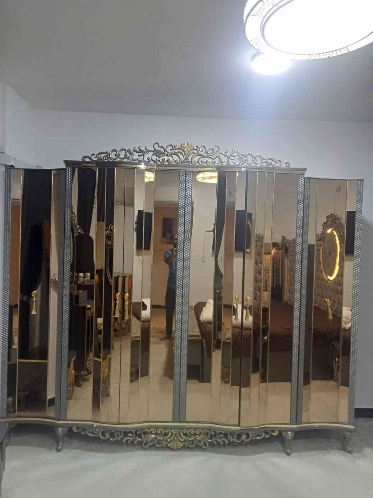 غرفه نوم  ٩  قطع 
نظيفه  جدا جدا 
#للعلم سعر  الشراء   ب    35    ورقه 
#السعر   مليونين  و  ٧٥٠  الف بي مجال 
#العنوان : بغداد - العامريه -  شقق بسكولاته 
الي يريده يتصل بالرقم 
‏‪0774 196 8336‬‏
#واتساب # واتساب # واتساب #
يرجى متابعة الصفحه ( طلب صداقه )
ليصلكم كل ماهو جديد 
نعمل لخدمتكم 
علي البابلي
