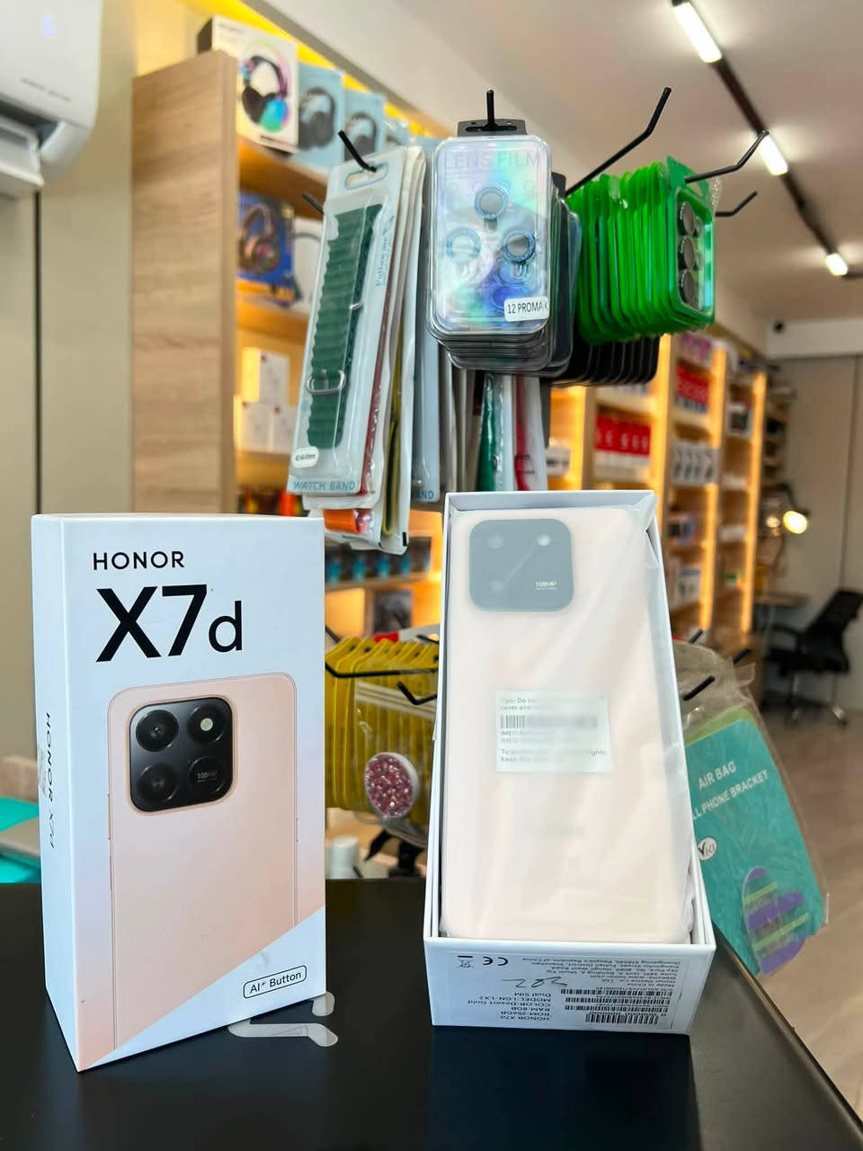 HONOR x7d💛
السعر 300 الف فقط 🔒🥰

جديد بالكارتون 😍

الذاكرة 256GB

رام 8GB+8GB=16GB

المعالج Snapdragon 685

البطارية 6500 مللي امبير 

تردد الشاشة 120Hz

بصمه جانبية

جهاز كلش حلو ❤️‍🔥

المكان موصل 
حي الميثاق قرب مسجد العدل 

للاستفسار 
***********
