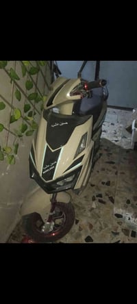 دراجه شحن للبيع 6باتري مبدل باتري واحد بيها رقمي 07708880969