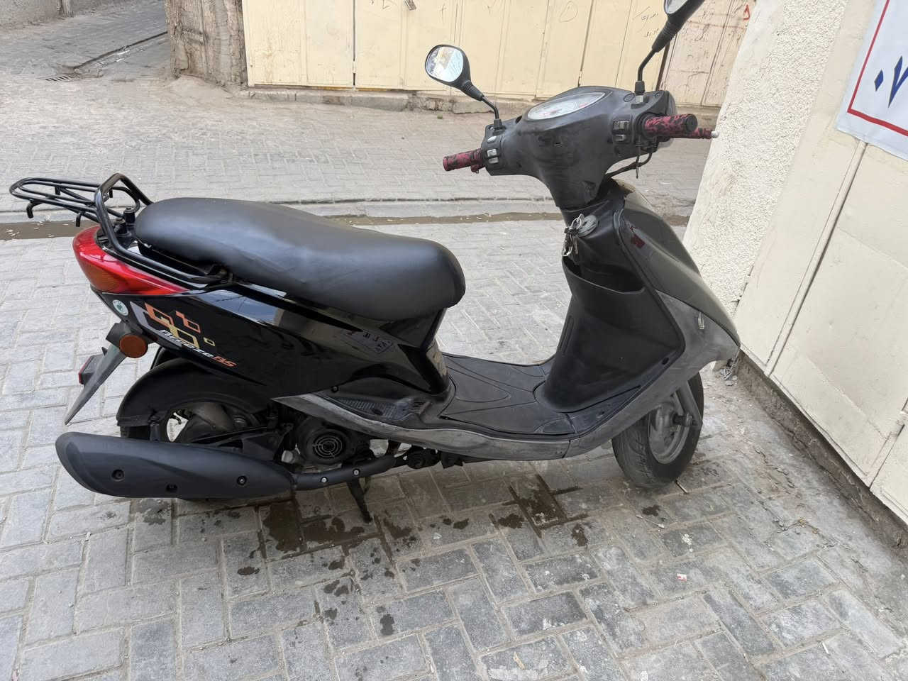 سلام عليكم متاح بريز ببغاء جديده لوك دراجه كلش جديده مال جناي صالهه شهرين ماخذيهه من رمبه مكينه وكفر مكفولهه برغي ممفتوح بيهه  كلش حلوه ومكينه نعامه دبلات جديده تايرات جدد جاهزه كلش الدراجه سعره
 مليون و 50 بيهه مجال قليل وكلشي اكو بل سوك كلشي ونضافته مكاني بغداد الكفاح ***********
