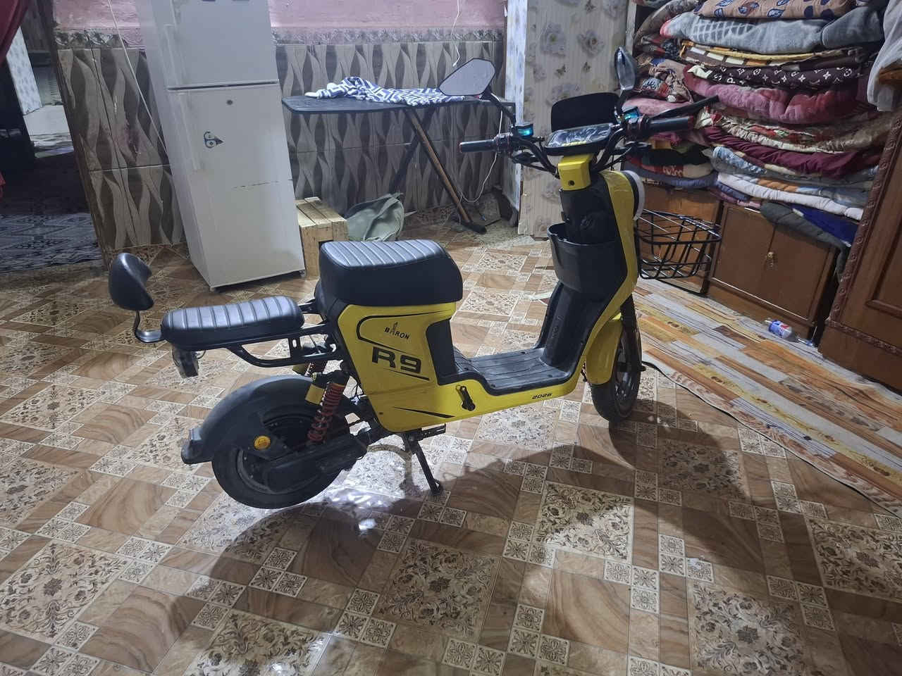 سلام عليكم دراج كلش نضيف البيع مكاني الهارثه كلشي بيه شغل 500بي مجال ***********
