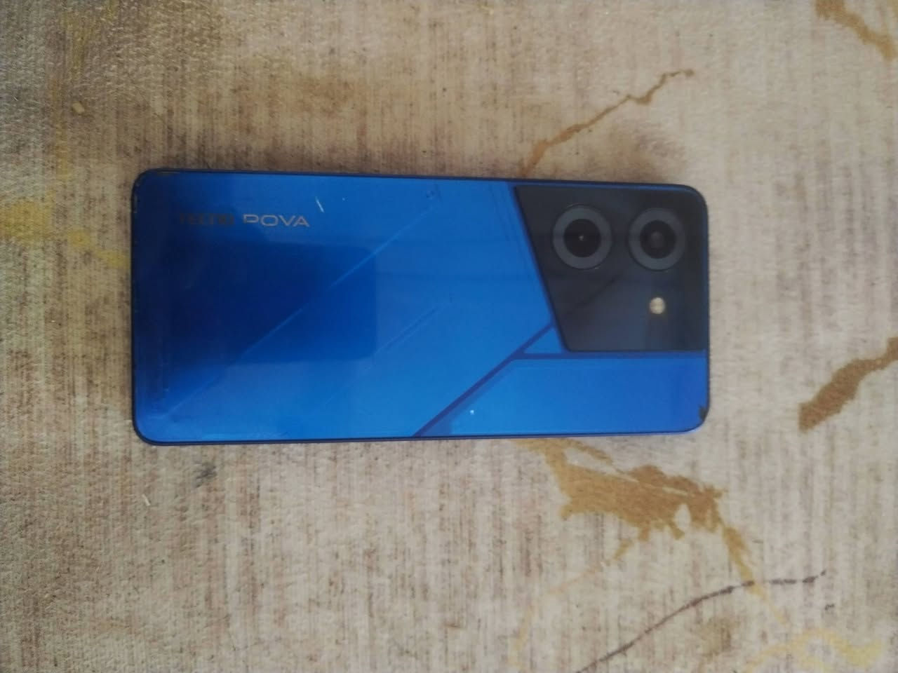 سلام عليكم جهاز تكنو اسم الجهاز TECNO POVA5 مستخدم شهر جهاز حلو ذاكر 256 يشغل 90فريم سعره150جهاز يسوه بس اني متوازي على بيعته الرقم***********الخاص مفتوح
