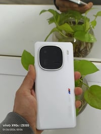 iqoo 12pro china رام 12 ذاكره 256 بدون ملحقات  فقد ويا 3  كفر جهاز وتر...