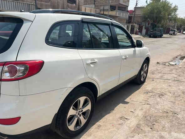 سلام عليكم استافي خليجي موديل 12سياره فول واحد على واحد كامل مواصفات بيه ربع جاملغ خلفي صبغ ودعاميه سونر مرفق سياره ماشيه 107بسمي رقم بغداد دولي مكان سياره بغداد دوره ابودشير رقم هاتف ***********3واتساب سعر 165قابل لتفاوض
