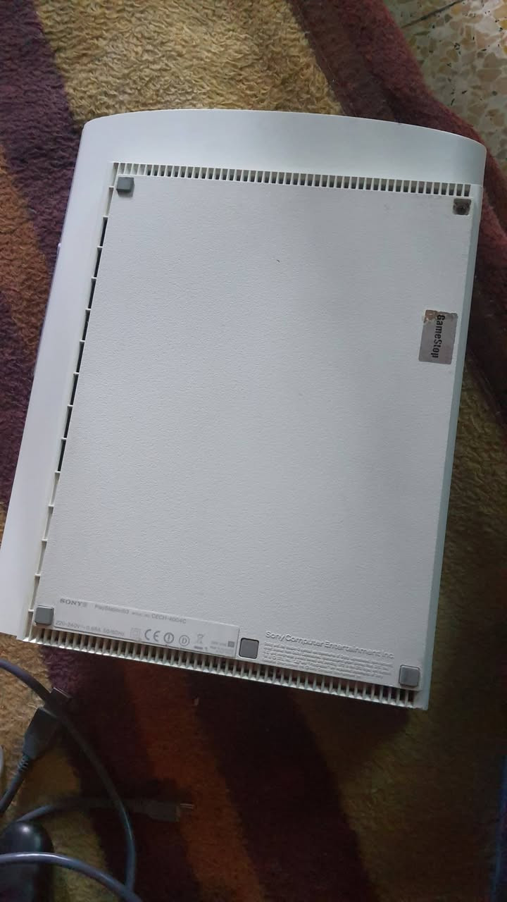 بلي سيشن ٣سوبر سلم جهاز فري ريجن سحب قوي بلادي ممفتوح نضافة فول شغال كامل ملحقاتة سعر 130 بي مجال لطيبين مكاني جميلة شارع خير الله ***********
