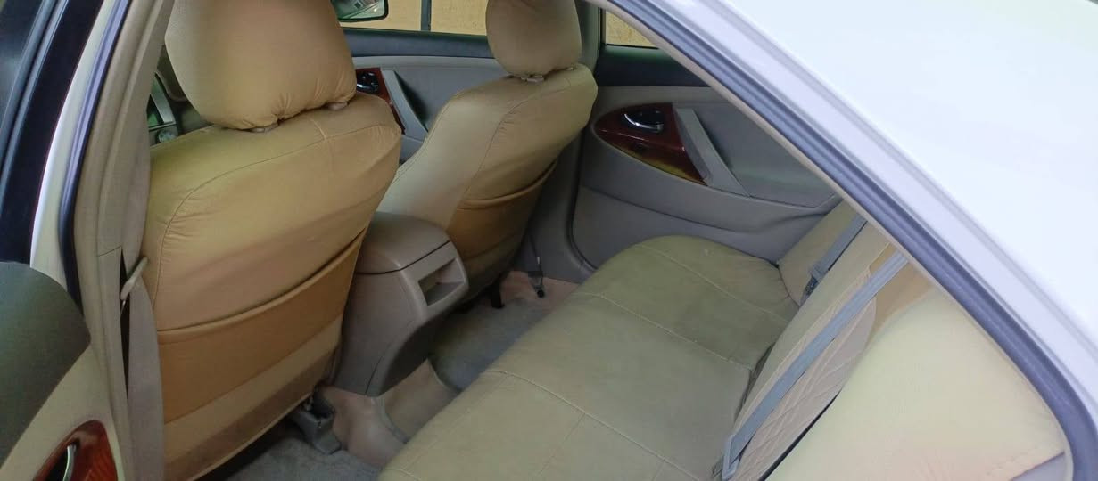 كامري موديل 2008 صبغ بنيد وجاملغ ايمن ونص من الباب حادث امريكا سطحي بدون دواخل 6سلندر ماشية 110  السيارة كلش نظيفة ومابيه اي نقص تخم تاير كير و محرك كله مكفول رقم بغداد السعر 103 وبيه مجال الاتصال على الرقم ***********
