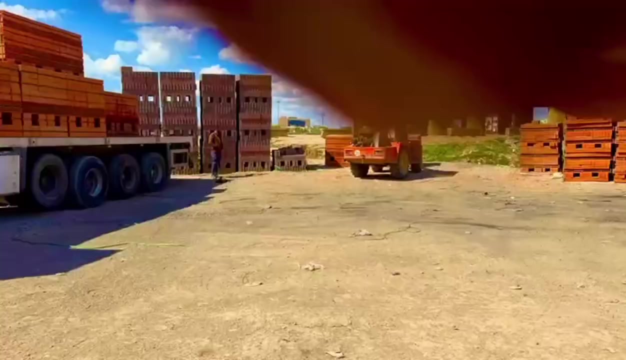 السلام عليكم  رمضان مبارك مستعدون لتجهيز المواد الانشائية رمل /حصو /سمنت /تيكله /بلوك / بلوك خفيف/  جص/ بحص /زميج / ثرمستون/ بلوك أحمر اسو /ساقيه مجاري/ بيارتون/ سمنت أبيض / يوجد توصيل لجميع المناطق والاقضيه  والنواحي وفي كركوك قرب جسر الرابع  من جهة الاسرى و المفقودين  
رقم  الهاتف
***********
***********
***********
***********
