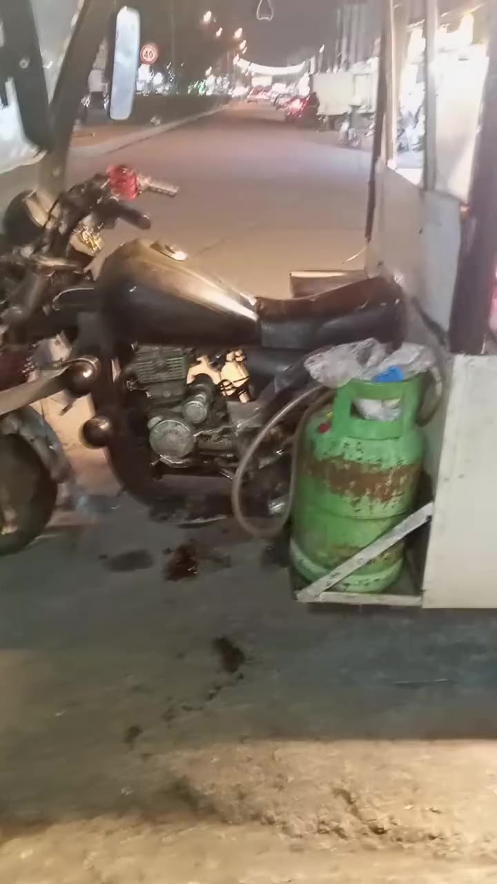 ستوته دبل اكسند للبيع موديل 2020 منفس اصلي مع عقد مكينه على فحص مال شغل الستوته سعر ملیوان و800 ومجال مكان أربيل


**إذا كنت صاحب هذا الإعلان وتريد حذفه لأي سبب، رجاءا أرسل رسالة إلى الدعم الفني**