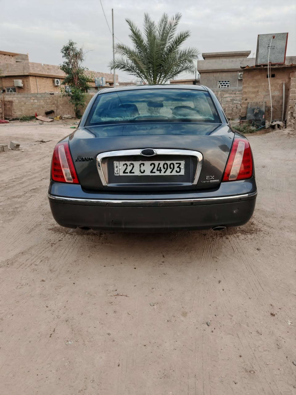 السلام عليكم 
كيا امانتي للبيع موديل 2009 خليجي فول مواصفات
سيارة باسمي جاهزه على الأخير سنويه لغاية ٢٠٣١
السعر 95 ورقة رقم التلفون ***********
المكان الفلوجة
