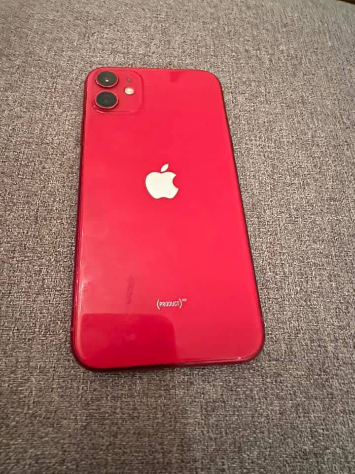 السلام عليكم ورحمة الله وبركاته
اعاده نشر بسبب الوعود الكاذبه
للبيع ايفون 11 عادي 
خلل بشريحه متشتغل سبب وكعه هوه والفيس ايدي الباقي 
كله شغال 

شاشه بلادي 

بطاريه 98 

سعره 140 وبي مجال 

ملاحضه الشريحه تتصلح


**إذا كنت صاحب هذا الإعلان وتريد حذفه لأي سبب، رجاءا أرسل رسالة إلى الدعم الفني**