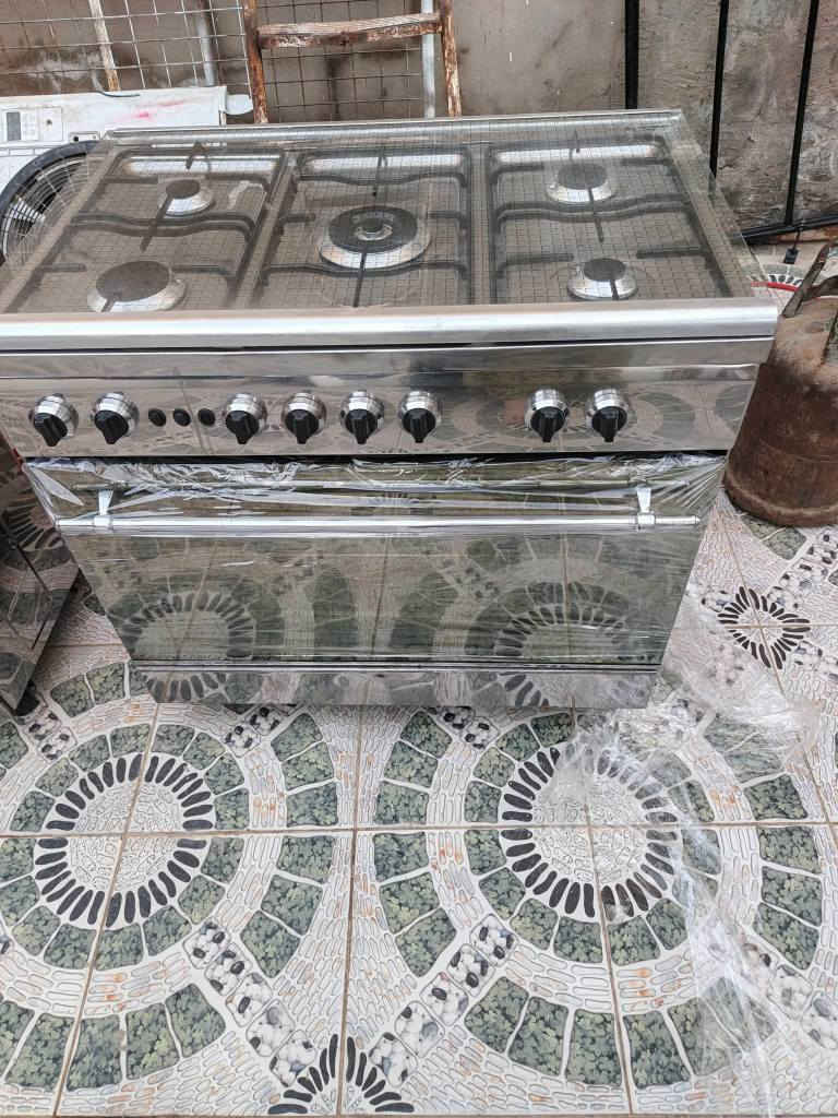 السلام عليكم ورحمه الله وبركاته طباخات للبيع مصري فريش نضيفات اخو الجديد شرط نار زركه وقويه السعر 275 الواحد وبي مجال شراي اتصل برقم‏‪0782 875 9994‬‏ مكان شاميه نزله عباس مطلب ديوانية, القادسية
