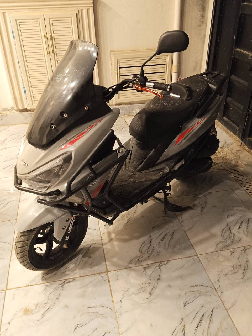 جوست سترونك للبيع مكاني طوريج
دراجه بلاديه مامفتوحة موديل 23
سعر 550 وبيه مجال قليل 
***********
